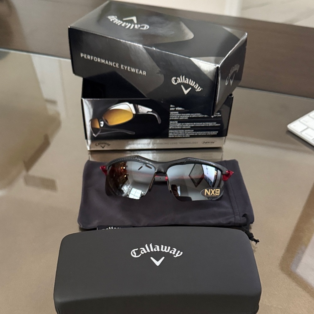 Callaway ** BRAND NEW** Red and Black Diablo Performance golf Sunglasses